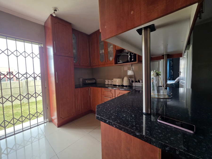 3 Bedroom Property for Sale in Devon Park Village Western Cape